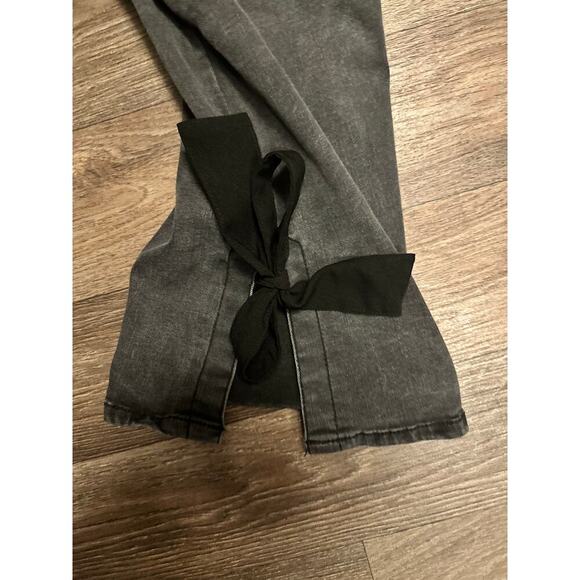 22 Plus Size Black Capri Jeans Ribbon Tie Ankle Stretch Denim Lane Bryant - Picture 3 of 4